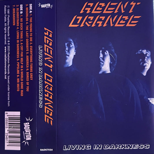 Agent Orange (7) : Living In Darkness (Cass, Album, RE)