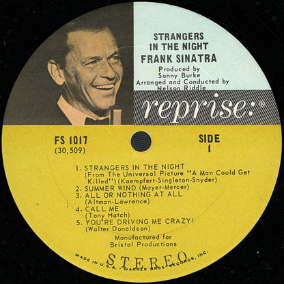 Frank Sinatra : Strangers In The Night (LP, Album)