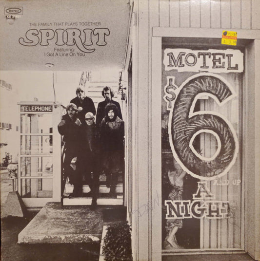 Spirit (8) : The Family That Plays Together (LP, Album, RE, Ter)
