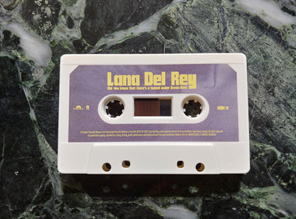 Lana Del Rey : Did You Know That There's A Tunnel Under Ocean Blvd (Cass, Album, Cre)