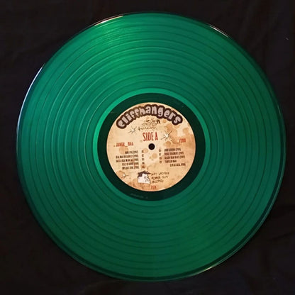 Cliffhangers (2) : Cliffhangers meet Cosmic Cruisers (LP, Gre)